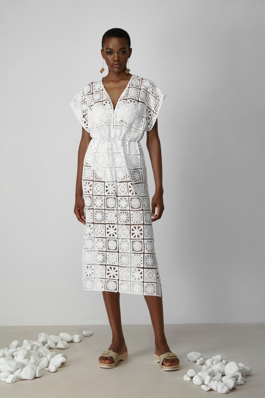 Ftelia lace midi dress