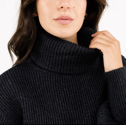 Turtleneck knit